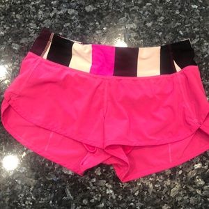 2.5 inch Lululemon athletic shorts